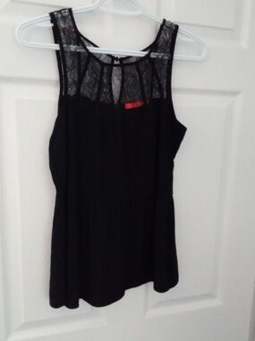 Lulumari Women's Black Corset Detail Lace Yoke Tank with Peplum Medium